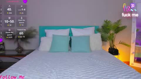 Snapshot of fallen1_angel chatting on 02/25/26, 11:25 Lana online show from 02/25/26, 11:25