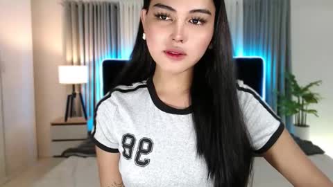 Belly Conklin online show from 10/17/25, 01:14