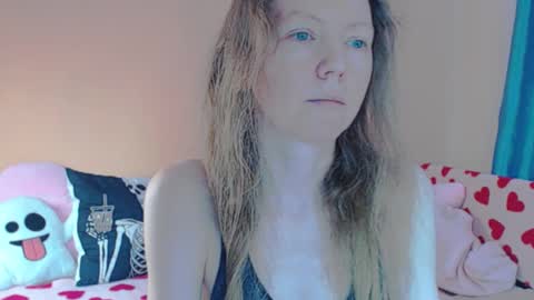 Snapshot of fanatka chatting on 03/25/26, 05:02 BUNNYGal online show from 03/25/26, 05:02