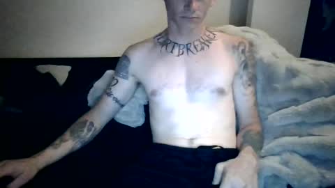 Snapshot of fancy_pantsyz chatting on 06/25/26, 06:45 fancy_pantsyz online show from 06/25/26, 06:45