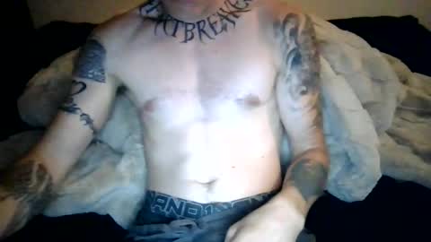 Snapshot of fancy_pantsyz chatting on 06/28/26, 02:28 fancy_pantsyz online show from 06/28/26, 02:28