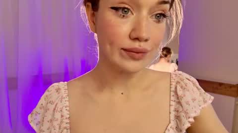 Snapshot of fancyamelia chatting on 07/06/26, 05:48 fancyamelia online show from 07/06/26, 05:48
