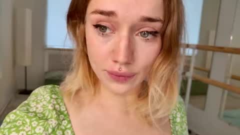 Snapshot of fancyamelia chatting on 07/09/26, 06:39 fancyamelia online show from 07/09/26, 06:39