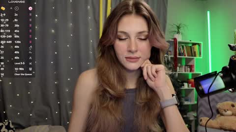 Snapshot of fancymeee chatting on 01/18/25, 11:00 fancymeee online show from 01/18/25, 11:00