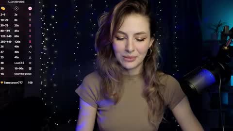 Snapshot of fancymeee chatting on 02/11/25, 05:18 fancymeee online show from 02/11/25, 05:18