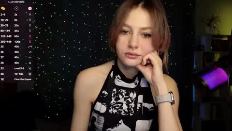 Snapshot of fancymeee chatting on 02/12/25, 10:03 fancymeee online show from 02/12/25, 10:03