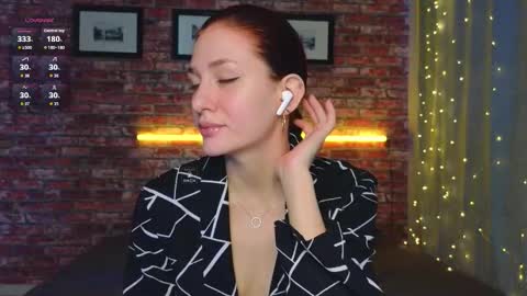 Snapshot of fancymeee chatting on 03/17/26, 10:40 fancymeee online show from 03/17/26, 10:40