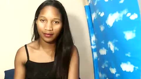 faniriah27 online show from 10/09/25, 07:56