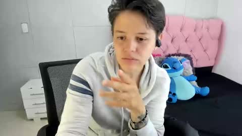 FANNY online show from 10/17/25, 03:47