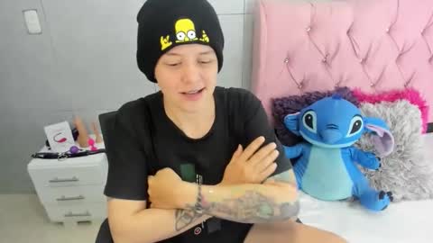 FANNY online show from 12/17/25, 03:45