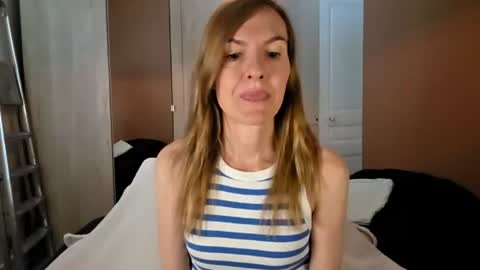 Fanny online show from 07/30/26, 01:54