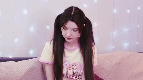 Kim online show from 01/20/25, 04:12