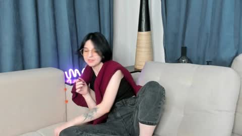 Snapshot of fannyharber chatting on 12/12/24, 10:34 Mia online show from 12/12/24, 10:34