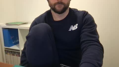 Snapshot of fantacyland chatting on 12/04/24, 02:48 Alex online show from 12/04/24, 02:48