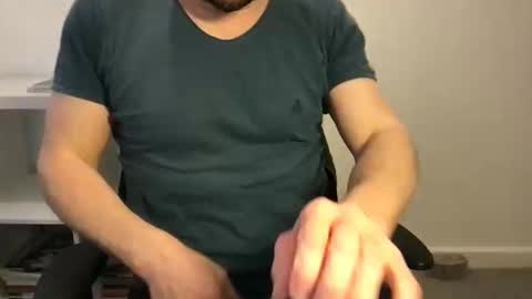 Snapshot of fantacyland chatting on 01/24/25, 03:34 Alex online show from 01/24/25, 03:34