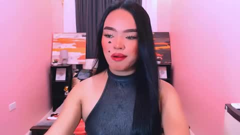 Snapshot of fantacyloverr chatting on 04/14/26, 02:06 ITYS ME MONA online show from 04/14/26, 02:06