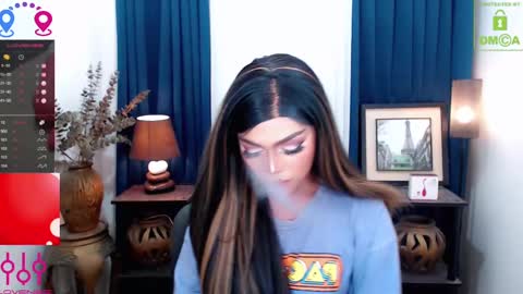 Snapshot of fantacyoflove chatting on 12/01/24, 10:43 YASI online show from 12/01/24, 10:43