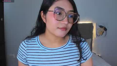 Snapshot of fantastic_asians2 chatting on 06/17/26, 04:41 Ale online show from 06/17/26, 04:41
