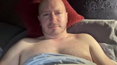 Snapshot of fantasticass6969 chatting on 11/22/25, 06:01 fantasticass6969 online show from 11/22/25, 06:01