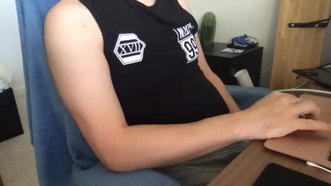 Snapshot of fantasticbake1 chatting on 10/09/25, 12:08 fantasticbake1 online show from 10/09/25, 12:08