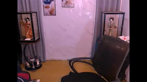 YOUR DOMINA KRISTINE online show from 12/19/25, 06:59