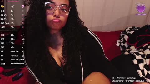 Snapshot of fantasy_succubus chatting on 04/07/26, 05:30 Onyxx online show from 04/07/26, 05:30