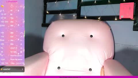 Snapshot of fantasyboobs3 chatting on 03/12/26, 08:15 fantasyboobs3 online show from 03/12/26, 08:15