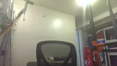 Snapshot of fantasydesire83 chatting on 03/06/26, 02:57 fantasydesire83 online show from 03/06/26, 02:57