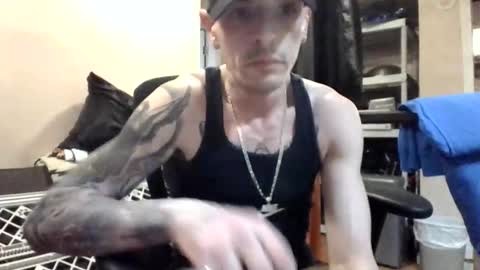 Snapshot of fantasydesire83 chatting on 03/18/26, 11:30 fantasydesire83 online show from 03/18/26, 11:30