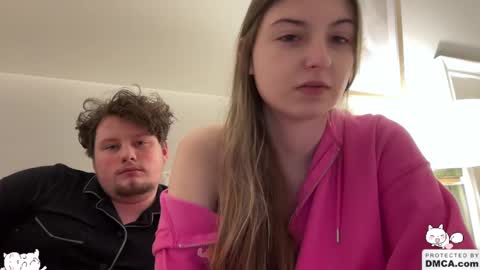 Ella online show from 10/08/25, 06:11