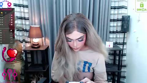 Snapshot of fantasyofsex chatting on 07/29/26, 03:59 YASI online show from 07/29/26, 03:59