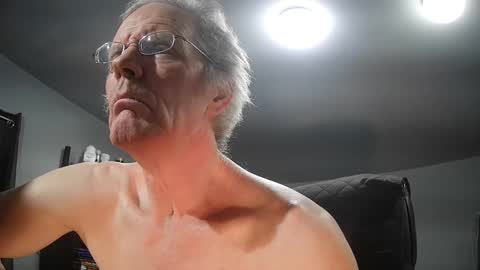 fantasyresort online show from 02/13/25, 04:22