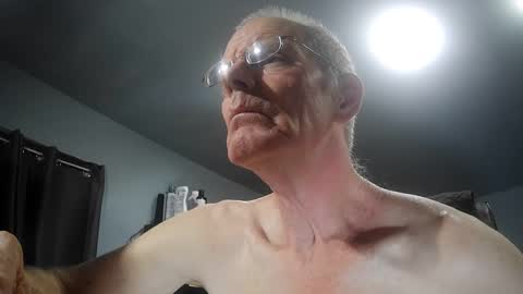 fantasyresort online show from 10/19/25, 03:07