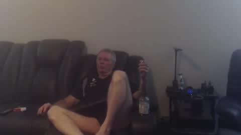 Snapshot of fantom666 chatting on 12/22/25, 04:15 PHANTOM online show from 12/22/25, 04:15