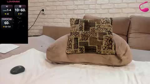 farah online show from 12/14/25, 10:09