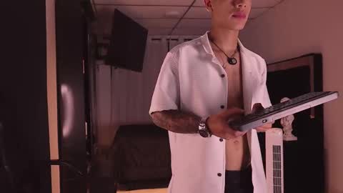 Snapshot of farid_jake_ chatting on 10/05/25, 03:16 farid_jake_ online show from 10/05/25, 03:16