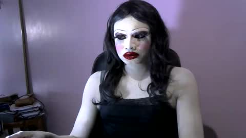 Farrah online show from 12/30/24, 08:04