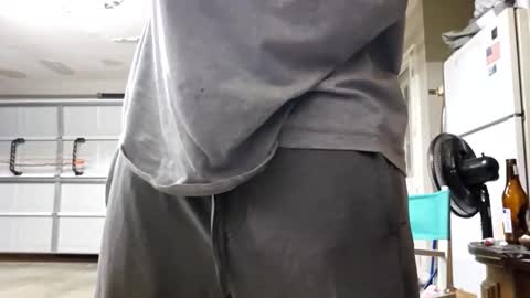 Snapshot of fartinmymouthplz chatting on 11/16/25, 04:51 fartinmymouthplz online show from 11/16/25, 04:51