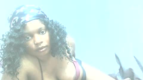 Snapshot of farzanas chatting on 06/19/26, 01:43 farzanas online show from 06/19/26, 01:43