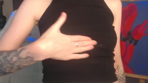 Snapshot of fascinating___eyes chatting on 09/23/25, 06:22 Fascinating   Eyes online show from 09/23/25, 06:22