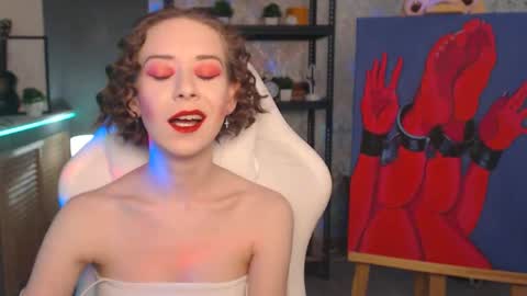 Snapshot of fascinating___eyes chatting on 02/14/26, 08:33 Fascinating Eyes online show from 02/14/26, 08:33