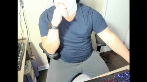 Snapshot of fatboi2slim938983 chatting on 03/24/26, 01:43 fatboi2slim938983 online show from 03/24/26, 01:43