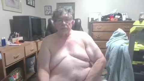 Snapshot of fatdickad chatting on 09/22/25, 11:23 fatdickad online show from 09/22/25, 11:23