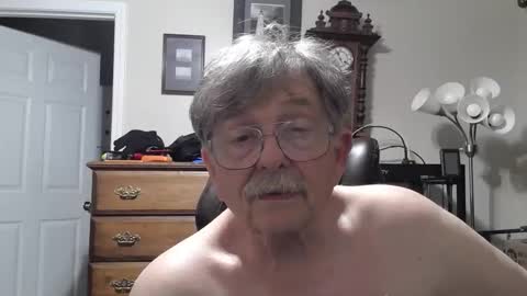 Snapshot of fatdickad chatting on 03/22/26, 05:33 fatdickad online show from 03/22/26, 05:33