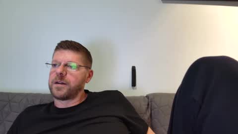 Snapshot of fattenmenow chatting on 12/04/24, 06:06 fattenmenow online show from 12/04/24, 06:06