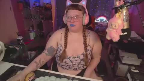 Snapshot of fatveronica chatting on 03/27/26, 05:34 FatVeronica online show from 03/27/26, 05:34