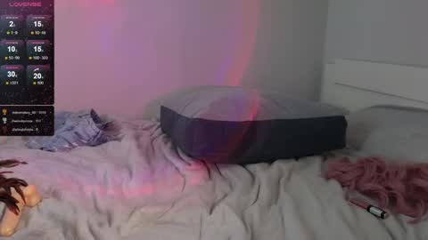 Snapshot of faudenie chatting on 02/19/25, 01:06 Veta online show from 02/19/25, 01:06