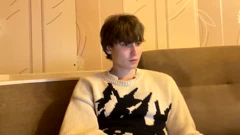 Snapshot of faustfrost chatting on 09/25/25, 05:16 Faust online show from 09/25/25, 05:16