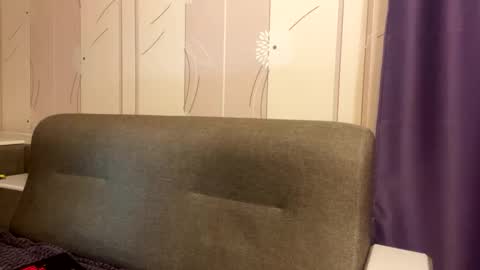 Snapshot of faustfrost chatting on 11/20/25, 01:44 Faust online show from 11/20/25, 01:44