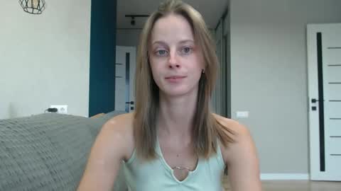 Snapshot of favoriteyour chatting on 09/17/25, 12:18 favoriteyour online show from 09/17/25, 12:18